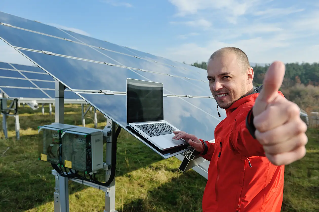 dynamiczny rozwój instalacji fotowoltaicznych w polsce