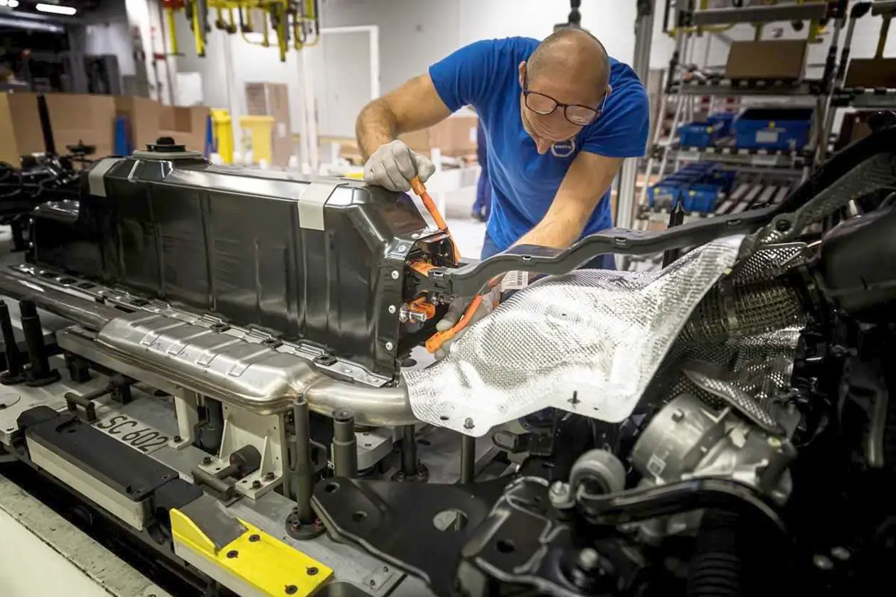 volvo cars znacząco obniży emisję dwutlenku węgla